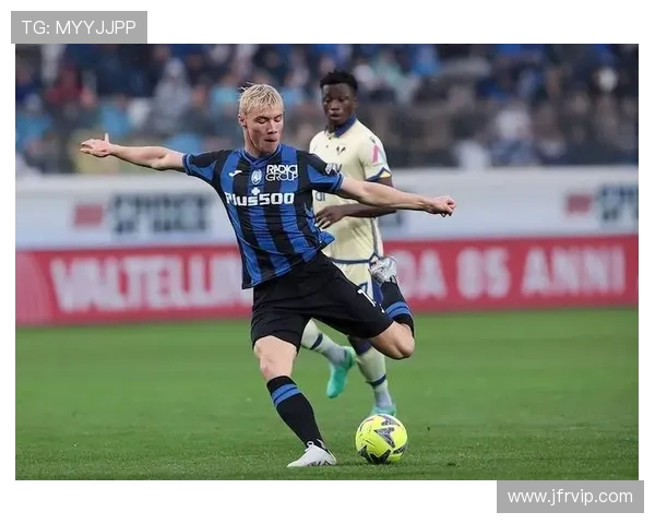 铃木彩艳回应切尔西米兰关注称希望成为世界最强门将之一